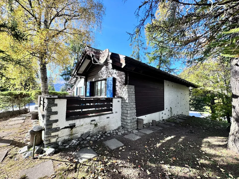 Chalet d'Exception avec Appartement Indépendant à deux pas du Golf Ballesteros. / Ref. 1007-675