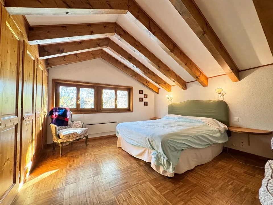 Außergewöhnliches Chalet mit unabhängigem Apartment in der Nähe des Golfplatzes Ballesteros / Ref. 1007-675