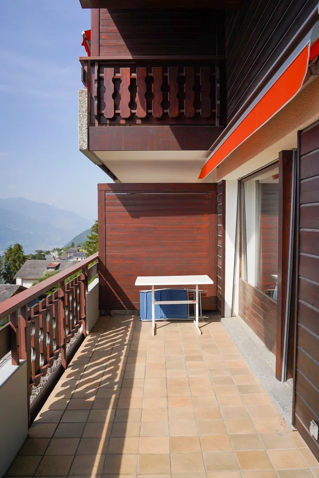Charmante 3,5-Zimmer-Wohnung mit atemberaubendem Blick auf die Alpen in Chermignon d'en Haut