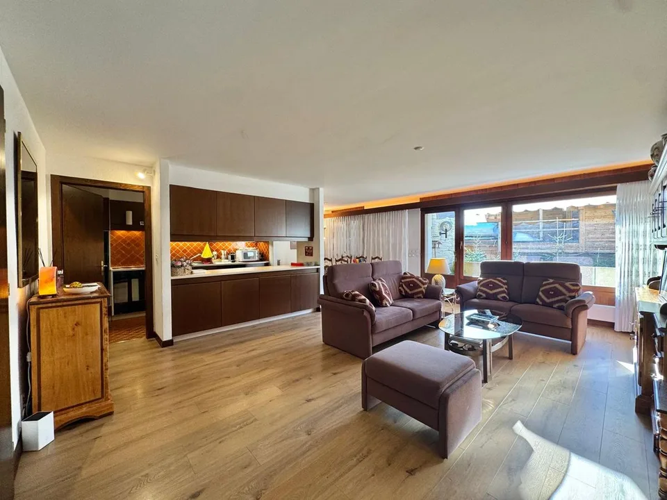 Wunderschöne 4,5-Zimmer-Wohnung am Rand des Golfplatzes Crans-Montana