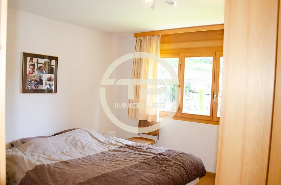 Helles 4,5-Zimmer-Apartment, nur 5 Minuten vom Zentrum von Crans entfernt / Ref. 1007-661