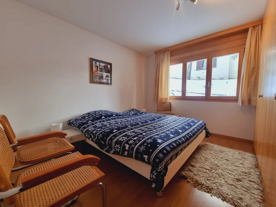Helles 4,5-Zimmer-Apartment, nur 5 Minuten vom Zentrum von Crans entfernt / Ref. 1007-661