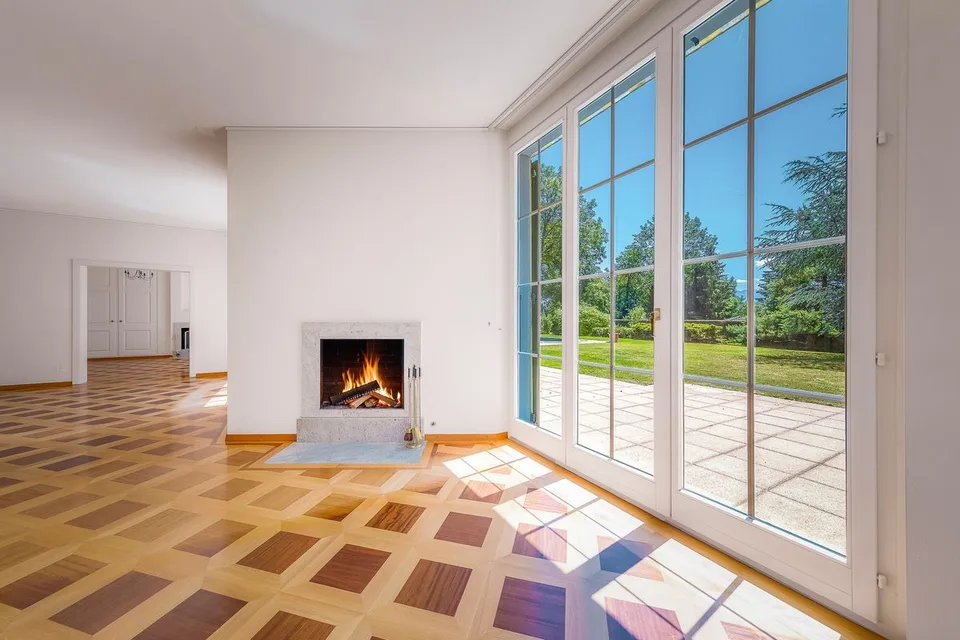 Wunderschönes Familienhaus mit Pool und großem Grundstück