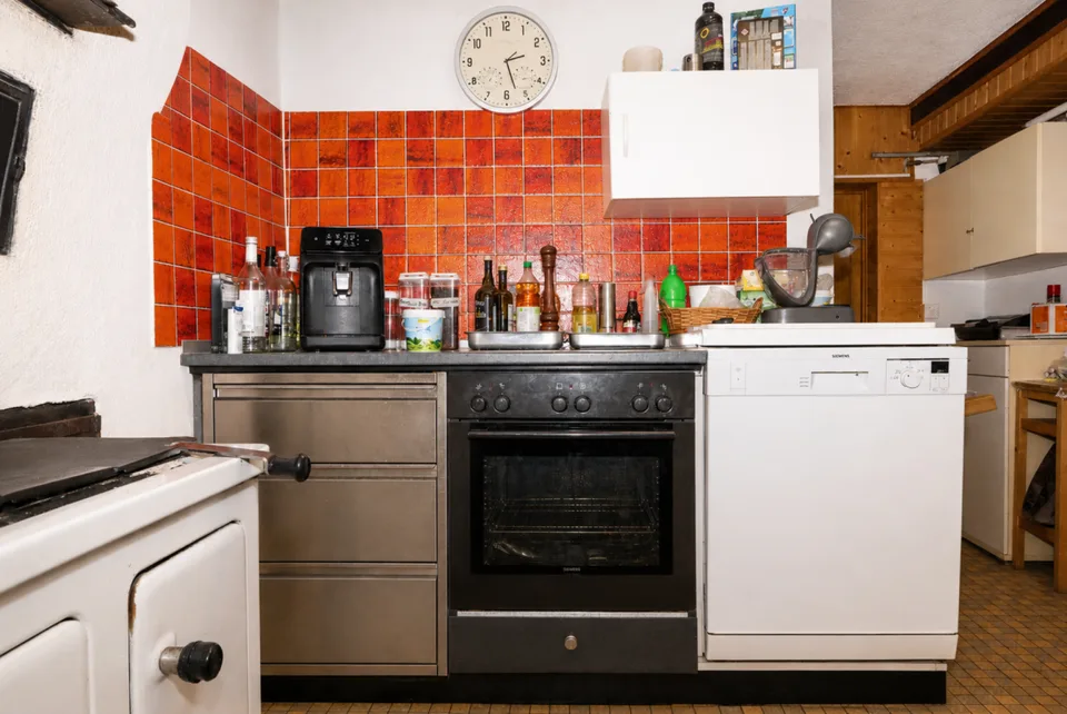 Freistehendes und grosszügiges Wohn- oder Ferienhaus an sonniger Lage in Obstalden