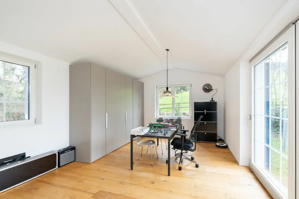 Maison individuelle moderne avec vue sur le lac et absolue intimité