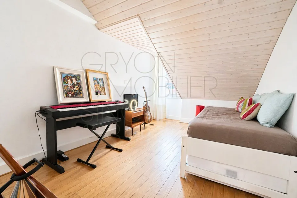 Apartment in Gryon - 178 m² with mountain view