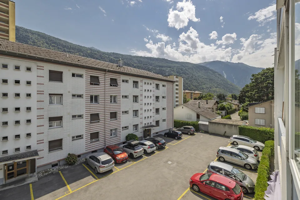 OTTIMO RAPPORTO QUALITÀ-PREZZO PER QUESTO APPARTAMENTO DI 4.5 LOCALI VICINO ALLA STAZIONE!
