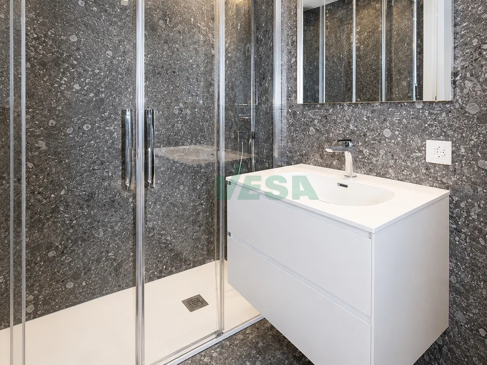 Bel appartamento moderno 2,5 locali ammobiliato e centralissimo