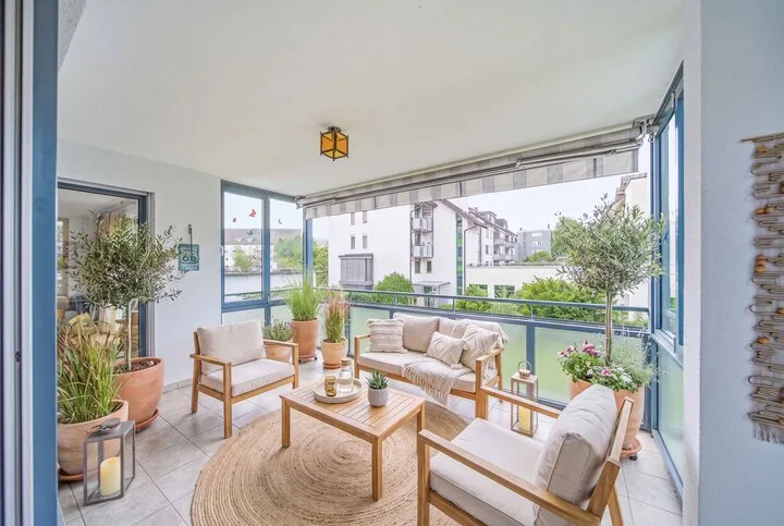 ZENTRAL GELEGEN & 8211; PERFEKT ZUM WOHLFÜHLEN 4.5 ZIMMER WOHNUNG M...