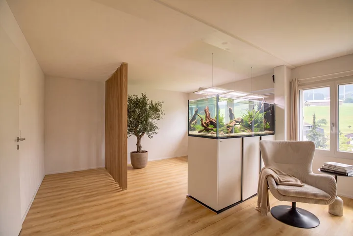 ÉLÉGANTE MAISON JUMELÉE DE 6.5 PIÈCES AVEC UN STANDARD DE FINITION DES PLUS MODERNES