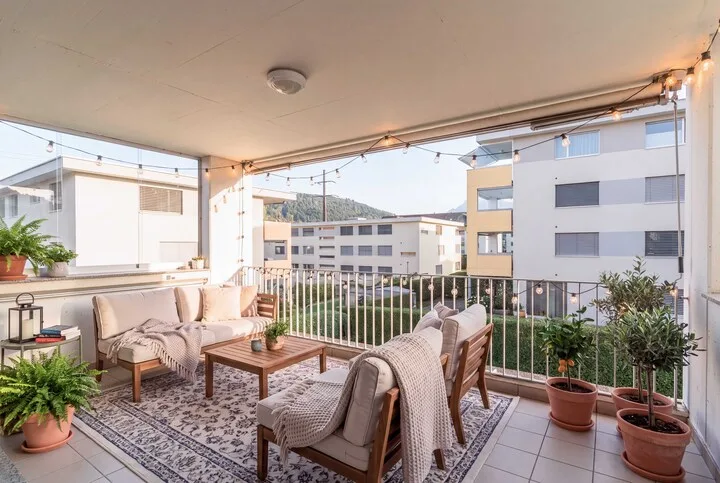 ÉLÉGANT, LUMINEUX, CENTRAL - APPARTEMENT DE 4.5 PIÈCES À EBIKON