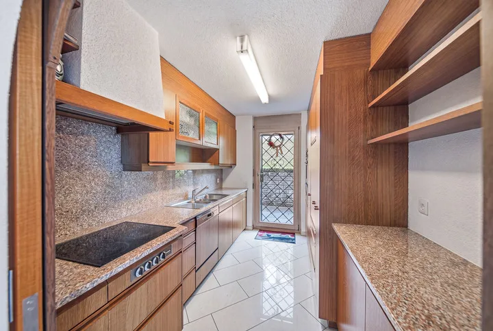 MAISON INDIVIDUELLE DE 7.5 PIÈCES AVEC VUE PANORAMIQUE