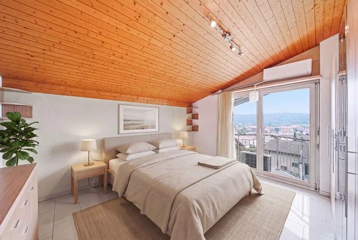 MAISON INDIVIDUELLE DE 7.5 PIÈCES AVEC VUE PANORAMIQUE