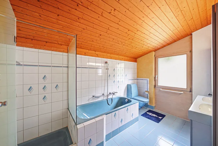 MAISON INDIVIDUELLE DE 7.5 PIÈCES AVEC VUE PANORAMIQUE