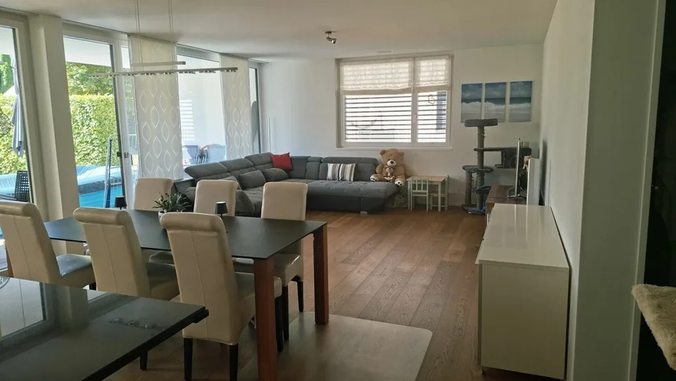 grosszügige 4 ½-Zi.-Eigentums-Gartenwohnung an schöner Wohnlage Buchs-Räfis