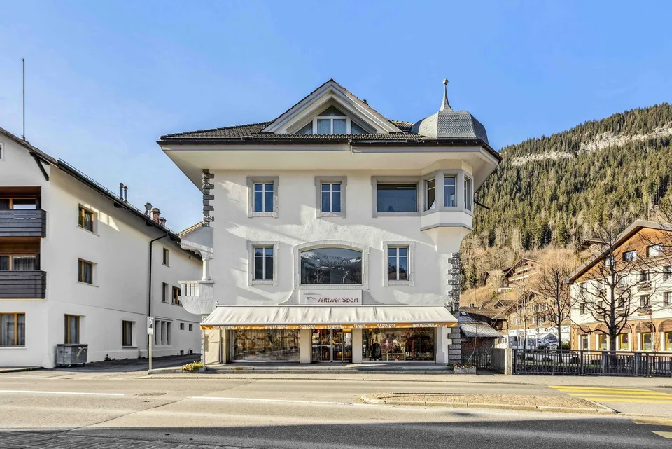 ALPINER ROHBAU MIT CHARME IM BERNER OBERLAND