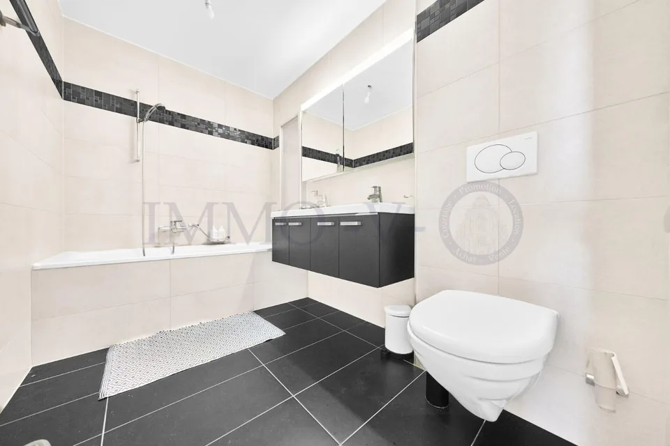 DUPLEX SPAZIOSO CON TERRAZZA E BALCONE