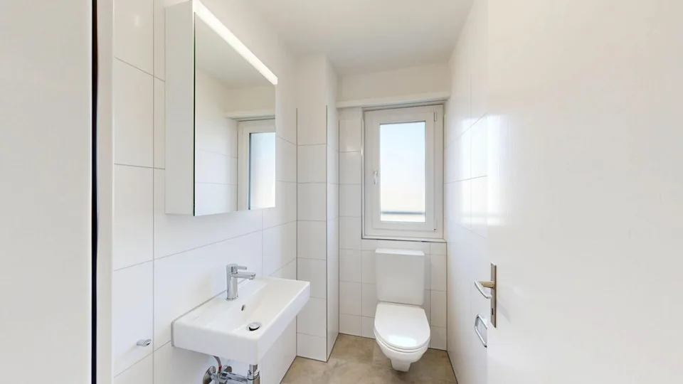 Appartamento attraente di 3.5 locali con balcone soleggiato - Prima occupazione dopo rinnovamento globale amorevole