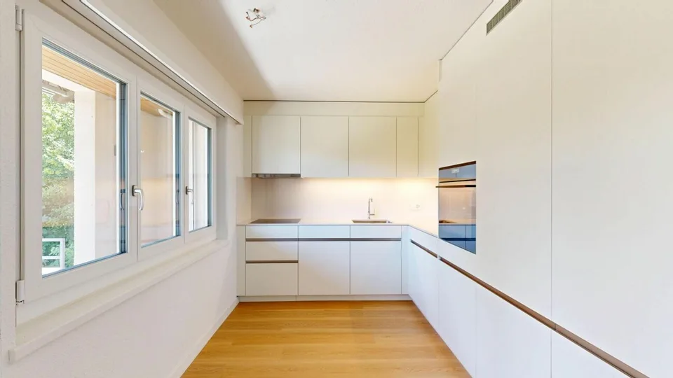 Attraktive 3.5-Zimmerwohnung mit sonnigem Balkon - Erstbezug nach liebevoller Gesamterneuerung