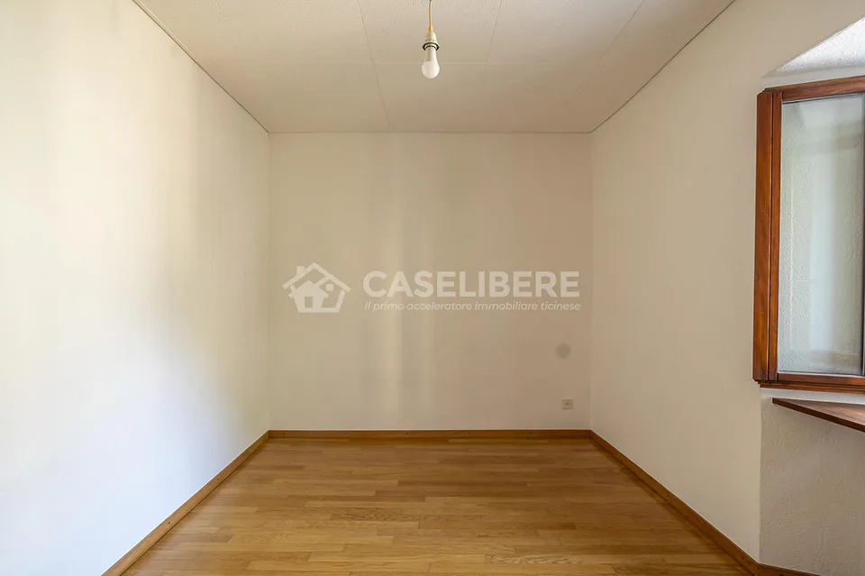 CHARAKTERISTISCHES 3.5 ZIMMER IN TEGNA + BÜRO UND KELLER