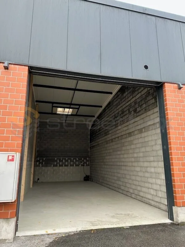 Streetbox de 60m² à louer - Box n°82