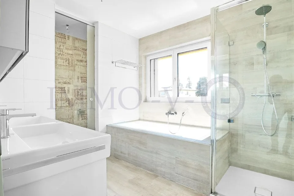 LUXUS-PENTHOUSE MIT GROSSER BALKON-TERRASSE VON 117M2