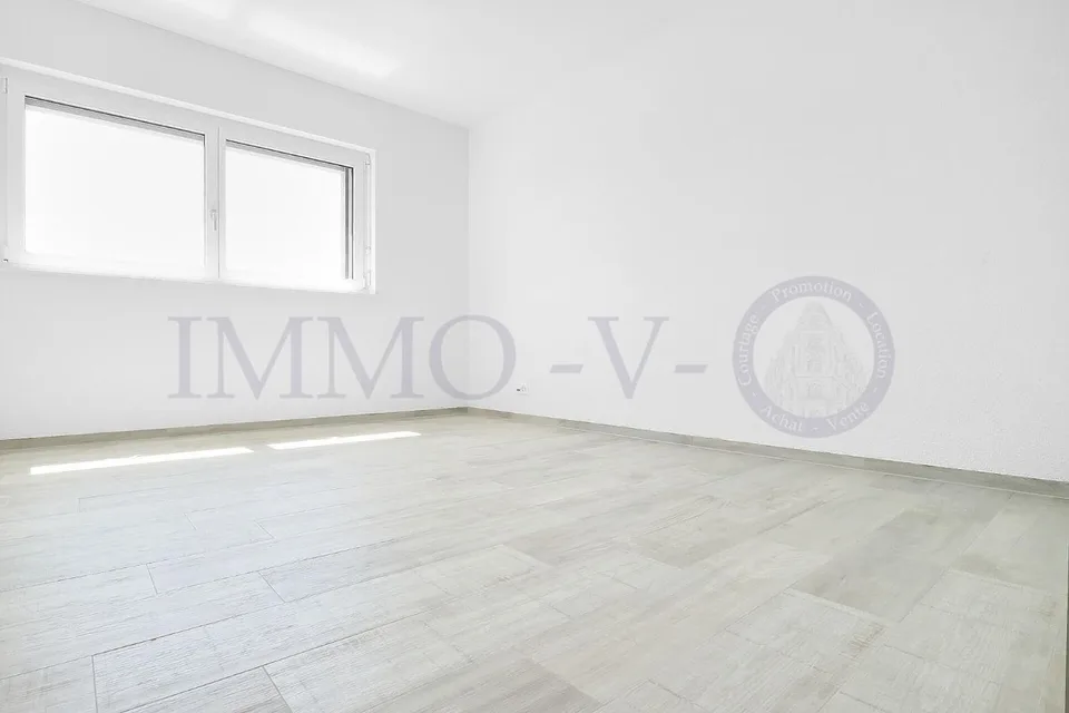 LUXUS-PENTHOUSE MIT GROSSER BALKON-TERRASSE VON 117M2