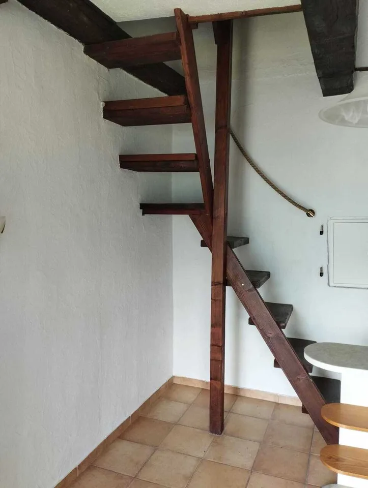 BRIONE SOPRA MINUSIO - Typisches Tessiner Haus mit atemberaubendem Seeblick