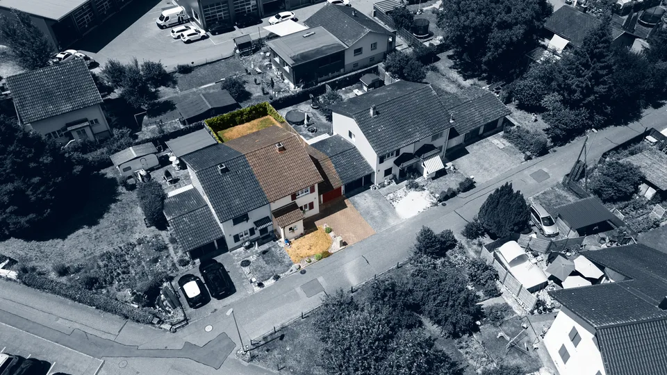 Charming semi-detached house with sunny garden
