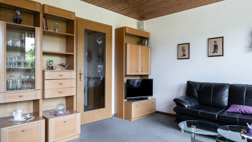Charming semi-detached house with sunny garden