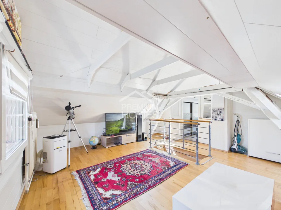 Maison avec revenus supplémentaires