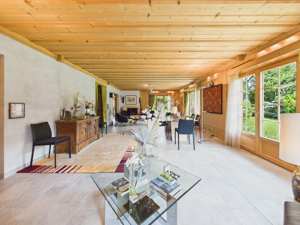 Bellissimo chalet in vendita a Rossinière