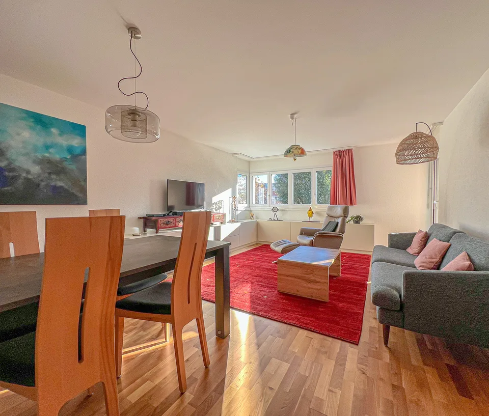Charmant appartement PPE de 4.5 pièces avec balcon