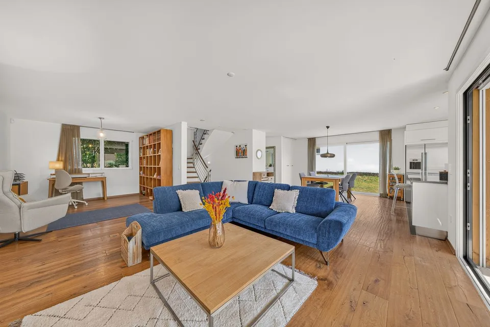 Duplex apartment with garden and large space, 15 minutes from Lausanne