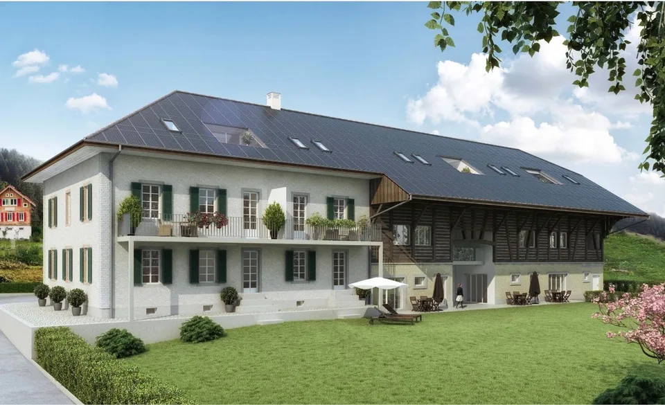 Historic Gem with Modern Finish - 2.5-Room Apartment with Balcony