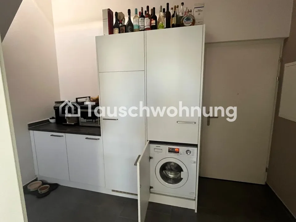 Attika Wohnung im Zentrum von Seebach