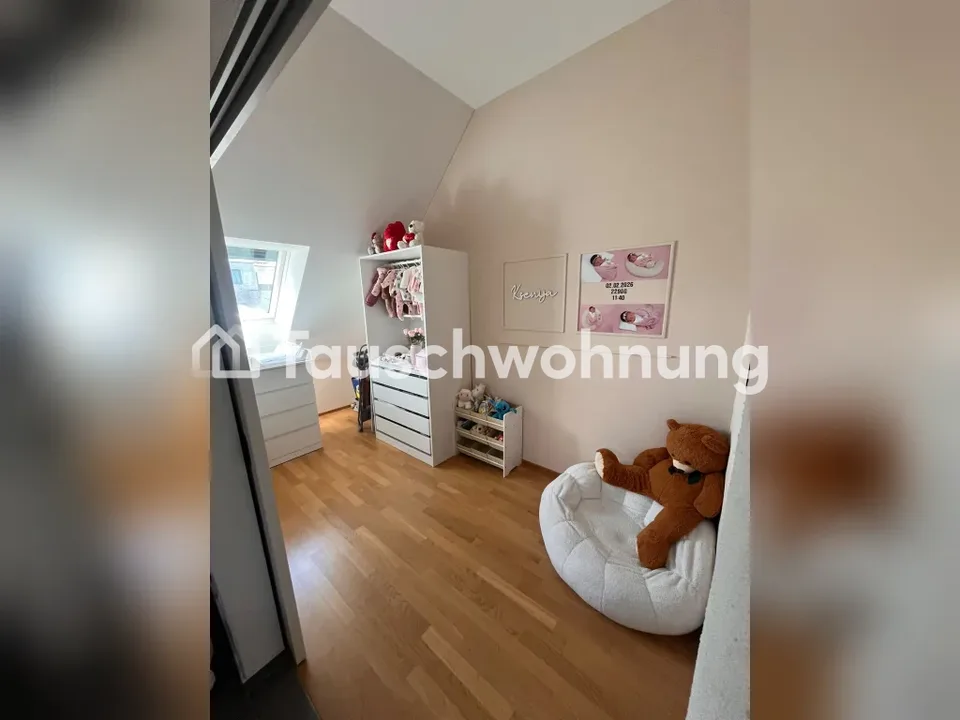 Attika Wohnung im Zentrum von Seebach