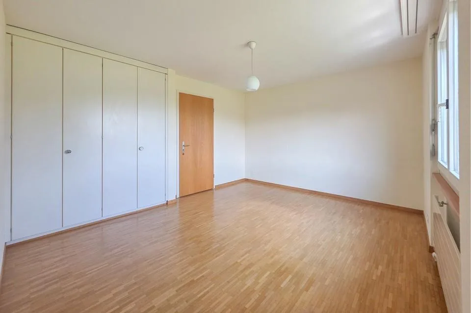 Vues ensoleillées, beaucoup de calme et un foyer où l'on se sent bien
