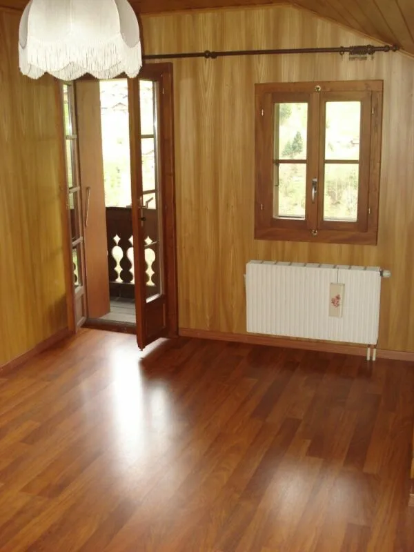 Chalet de 3 appartements idéal pour du rendement !