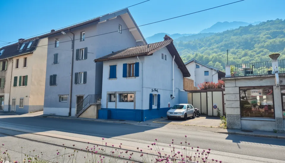 Appartement de 2,5 pièces en duplex avec grande terrasse