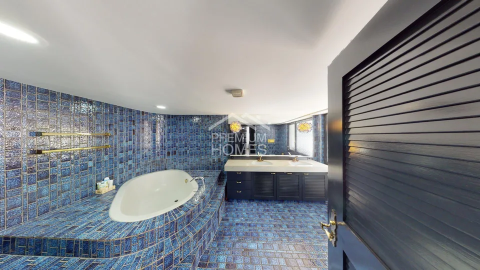 Vue de Luxe et Intimité avec de Nombreux Extras