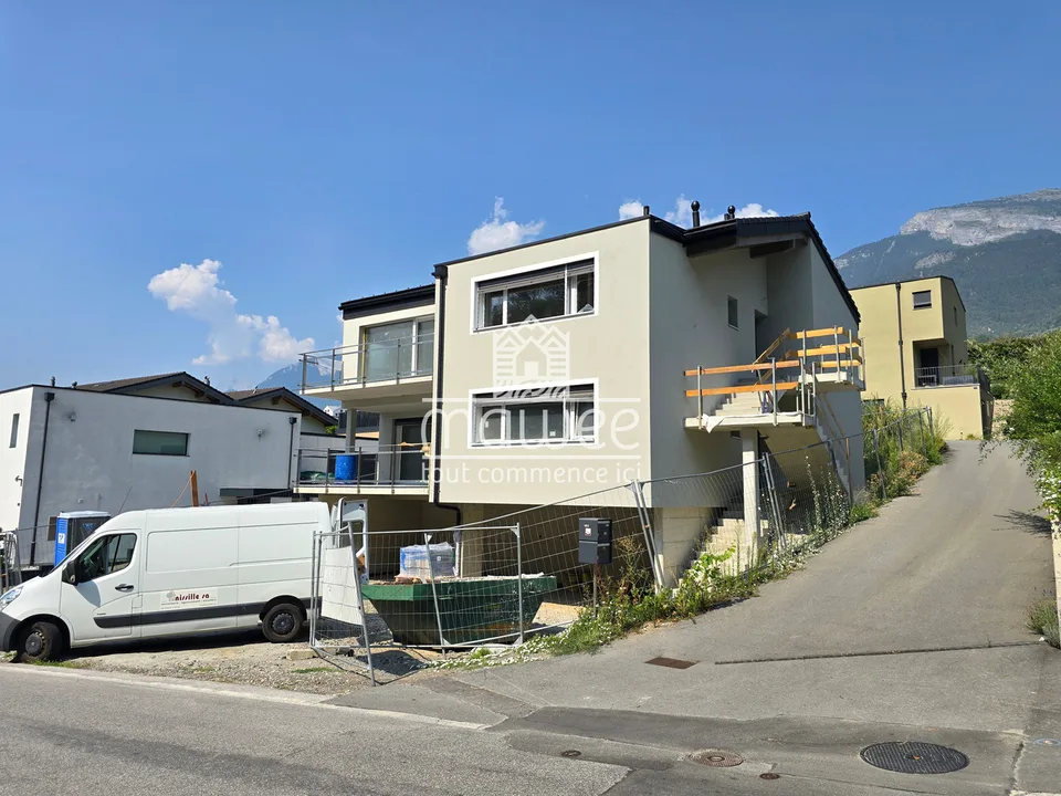 4,5 locali nuovi - Intimità, terrazza e giardino!