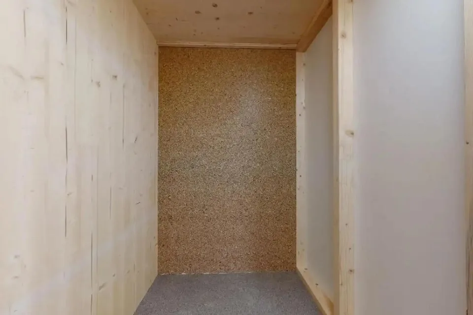 Storage, Office, Craft and Hobby Rooms in Spreitenbach