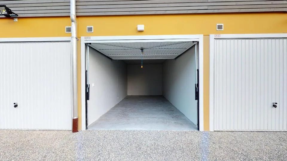 Storage, Office, Craft and Hobby Rooms in Allschwil