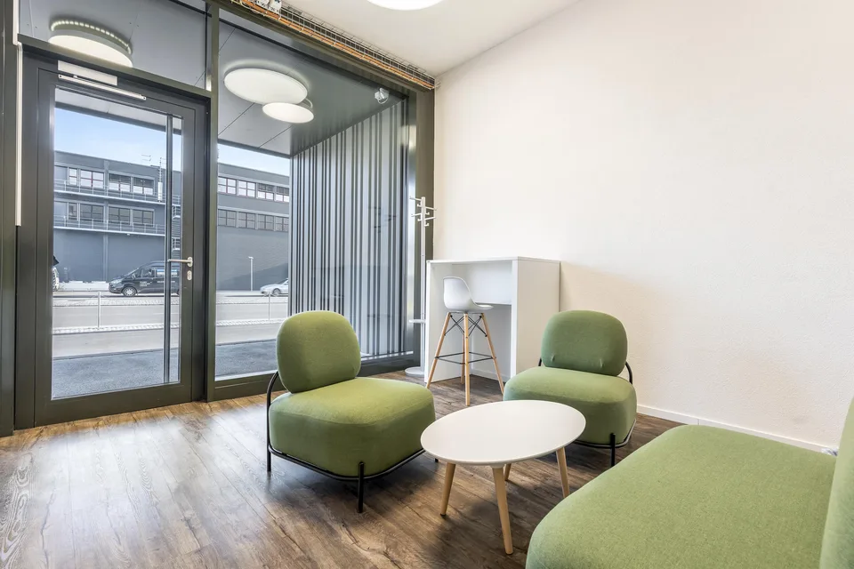 Spazi di stoccaggio (Self-Storage) a Dietlikon