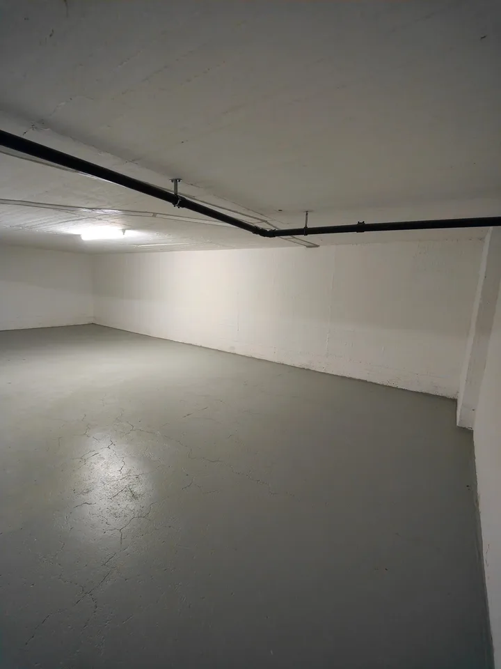 Louer un espace de stockage Zurich District 7 - 87m2 Zeltweg 67
