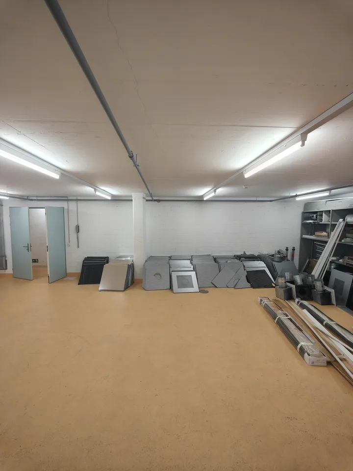 85.8m2 Magazzino Schaffhausen - Stauffacherstrasse 36