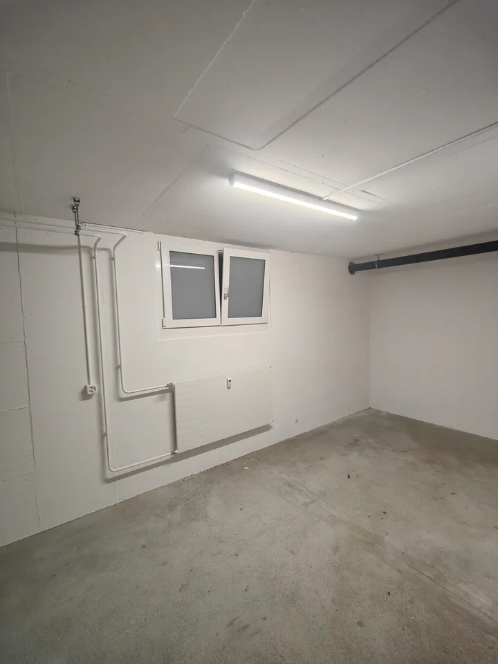 23.7m2 Storage Room Suhr - Gönhardweg 11A (AVAILABLE FROM MID SEPTEMBER)