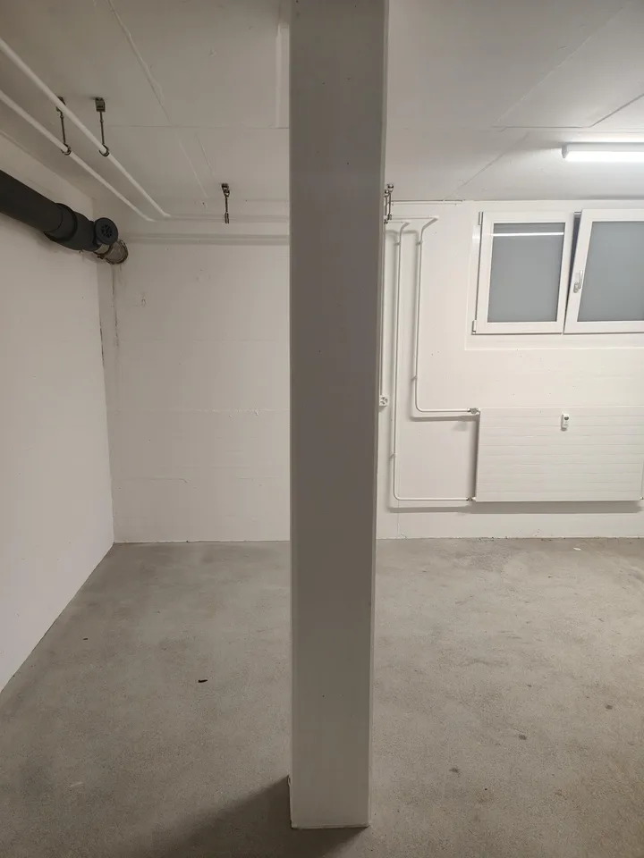 23.7m2 Storage Room Suhr - Gönhardweg 11A (AVAILABLE FROM MID SEPTEMBER)