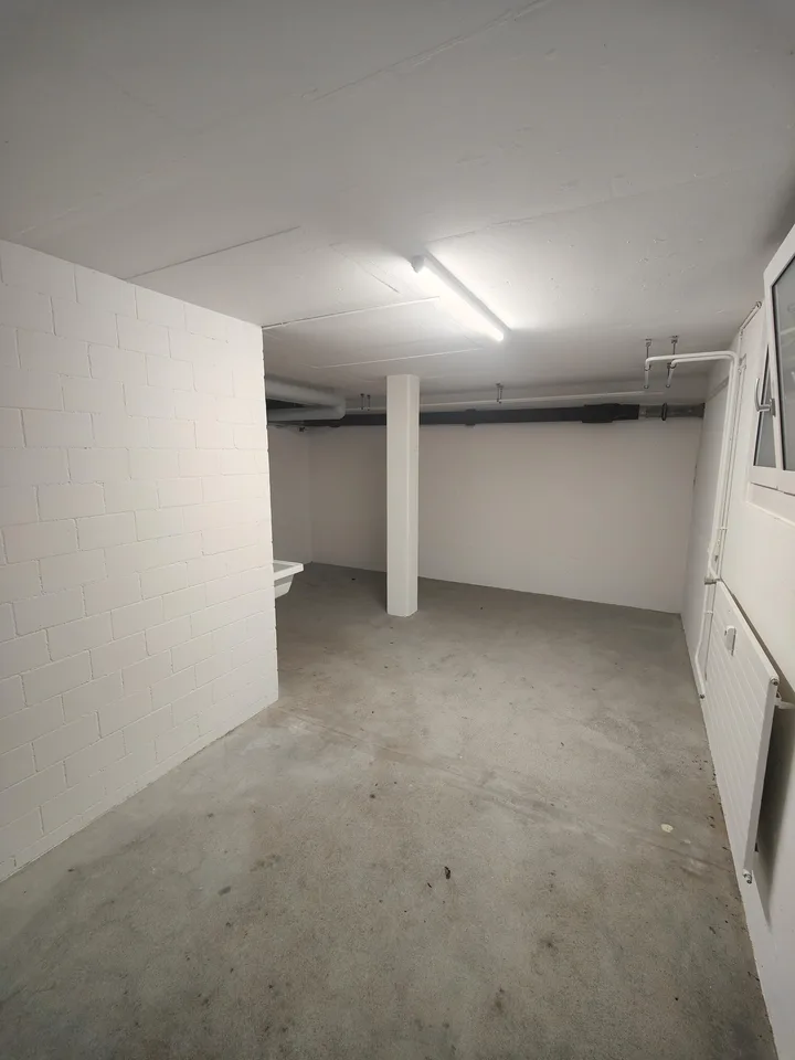 23.7m2 Storage Room Suhr - Gönhardweg 11A (AVAILABLE FROM MID SEPTEMBER)